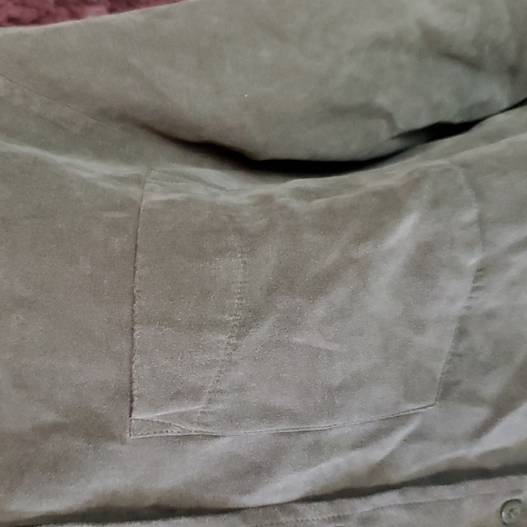 Chandler Hill Button One Pocket Suede Like Blouse - Picture 3 of 5